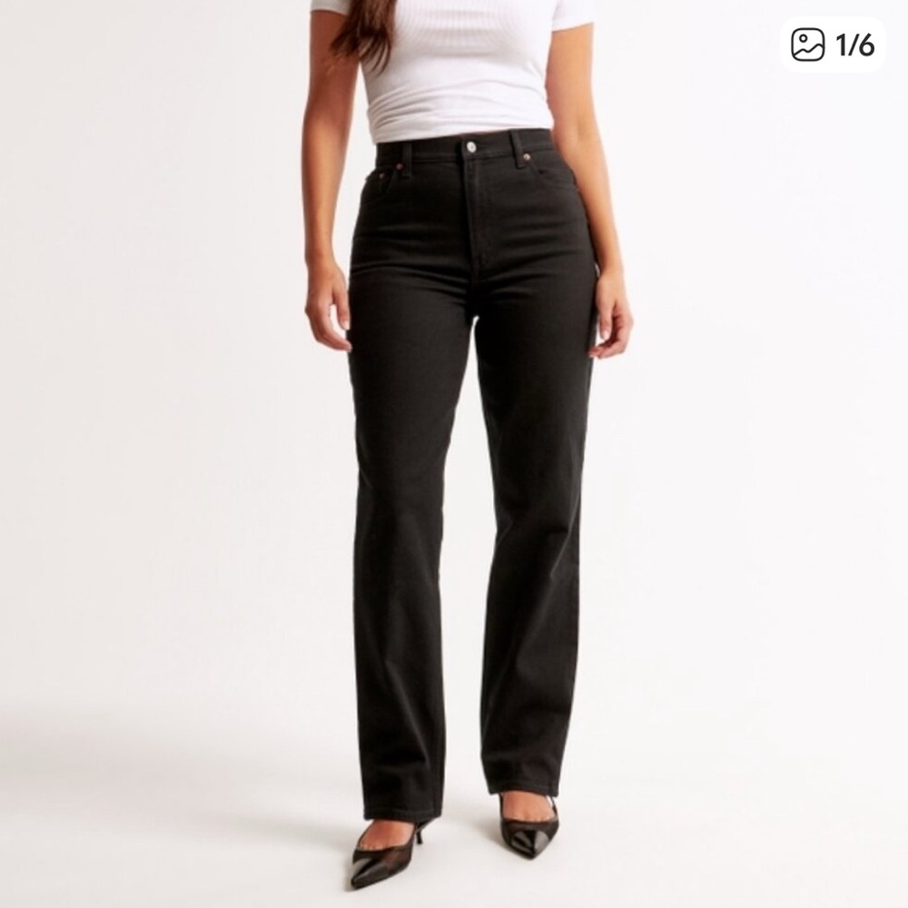 Abercrombie & Fitch Black Straight Leg Women’s Jeans